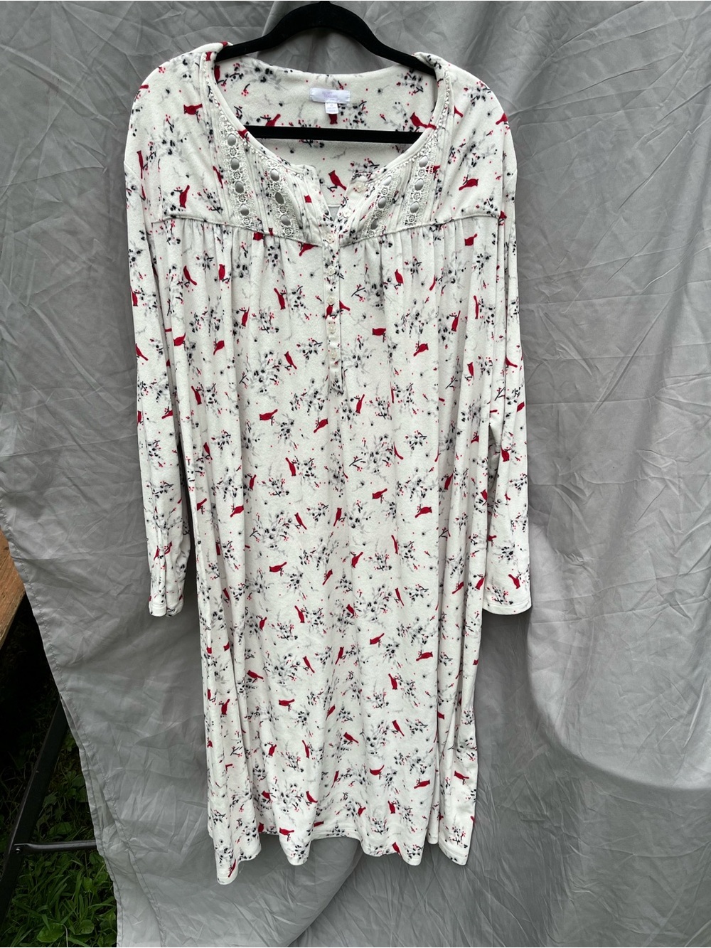 Secret Treasures Cream  Nightgown with Red Cardinal  Print